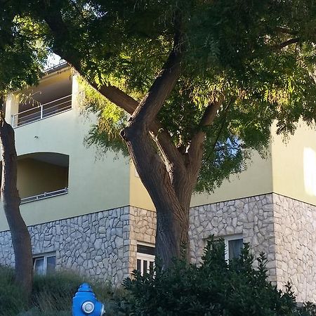 Apartments Buturic 萨利 外观 照片